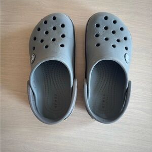 Crocs Grey Kids Size 10 (toddler) - Iconic Kids Comfort